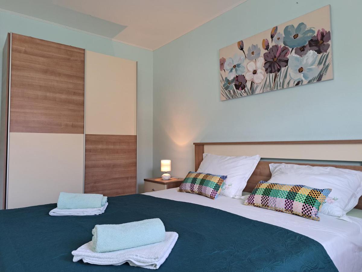 Apartment Penić Kastela Bagian luar foto