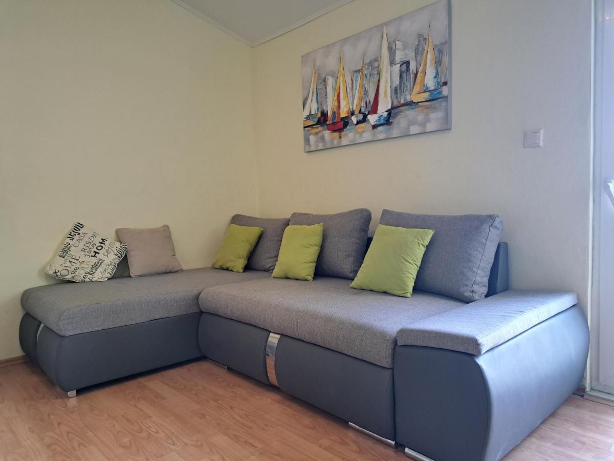 Apartment Penić Kastela Bagian luar foto