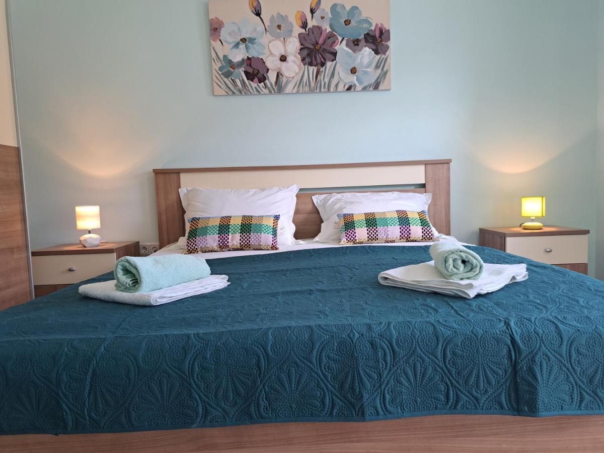 Apartment Penić Kastela Bagian luar foto
