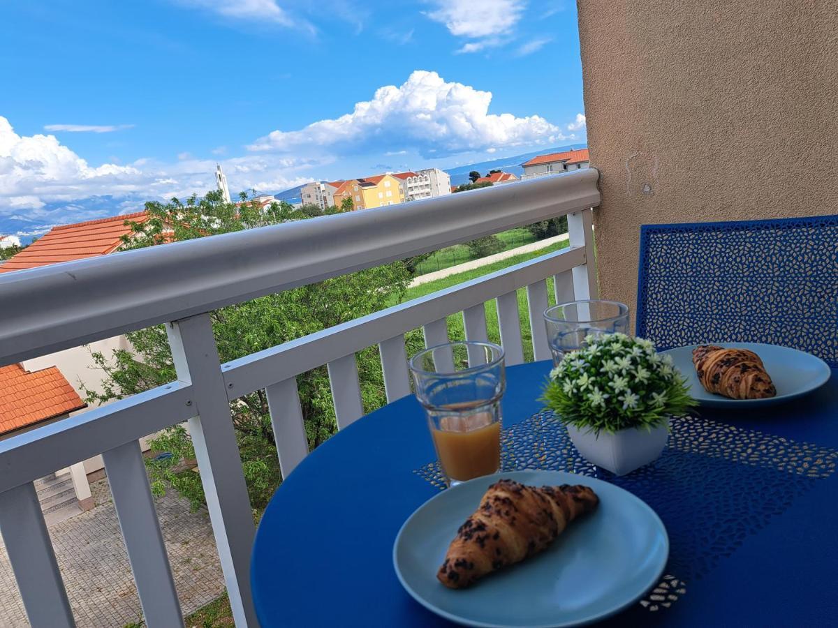 Apartment Penić Kastela Bagian luar foto